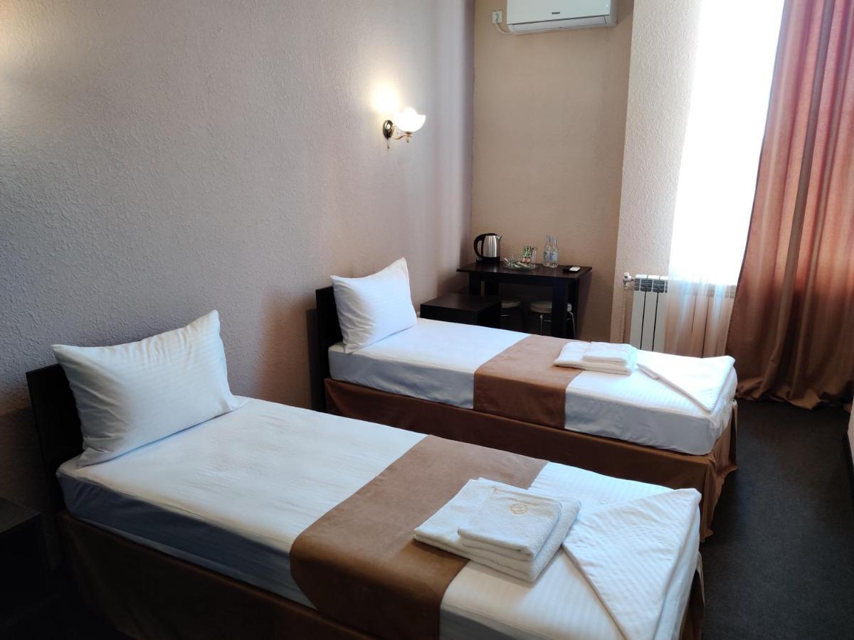 Richmind Hotel Vagharshapat Екстериор снимка