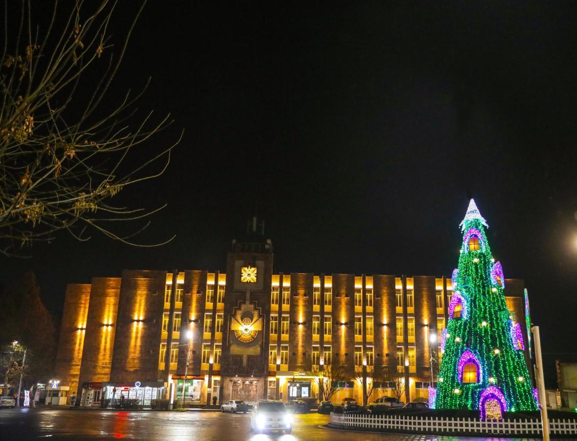 Richmind Hotel Vagharshapat Екстериор снимка